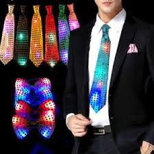 עניבה מאירה